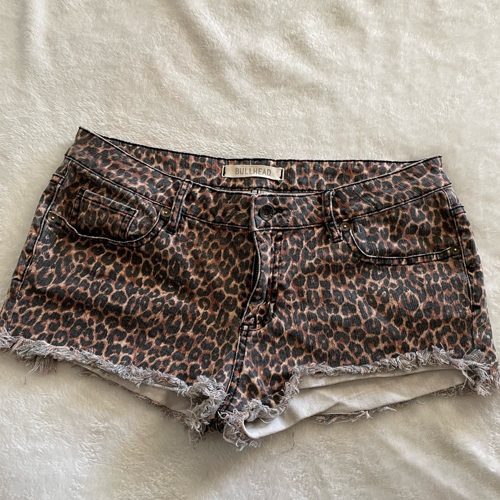 Bullhead animal print denim shorts Size 11